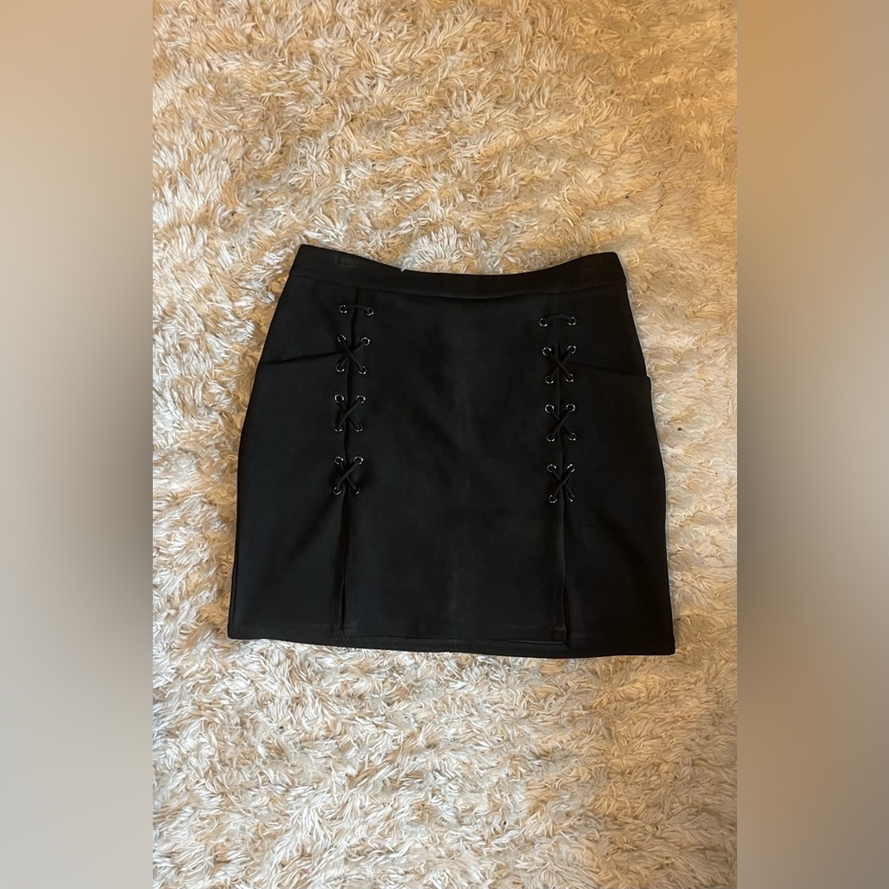 Black stitched mini skirt, size large